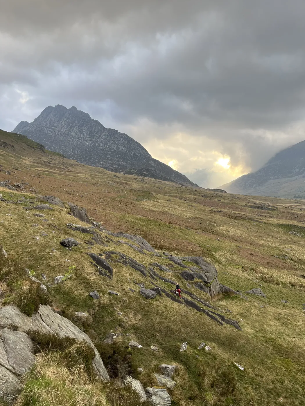 Family-friendly mountain landscape in North Wales